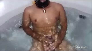 Carioca submissive in chastity takes shower before being used